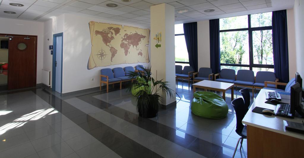 Bilbao Hostel Экстерьер фото