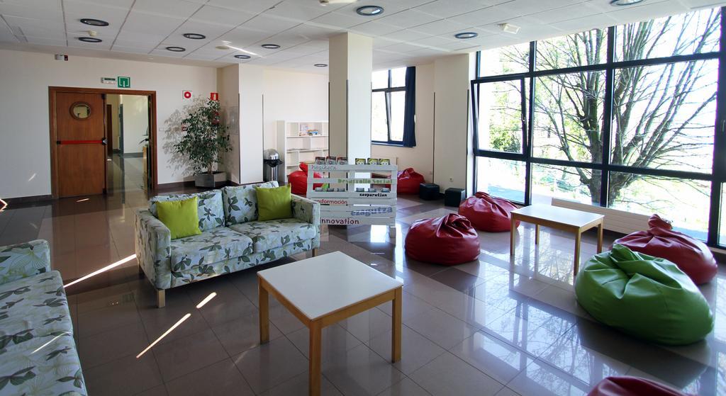 Bilbao Hostel Экстерьер фото